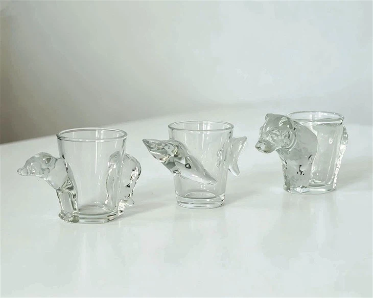 Animal shaped shot glass 2